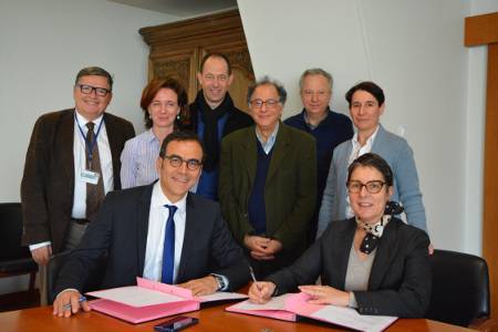 Accord de collaboration signé entre le CHU de Nantes et la Laiterie de Montaigu - lundi 11 janvier 2016